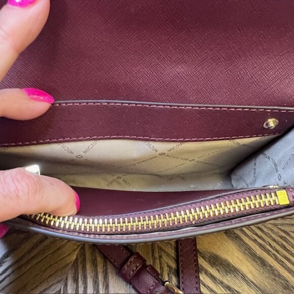 Michael Kors Bag with Wallet - Picture 10 of 11